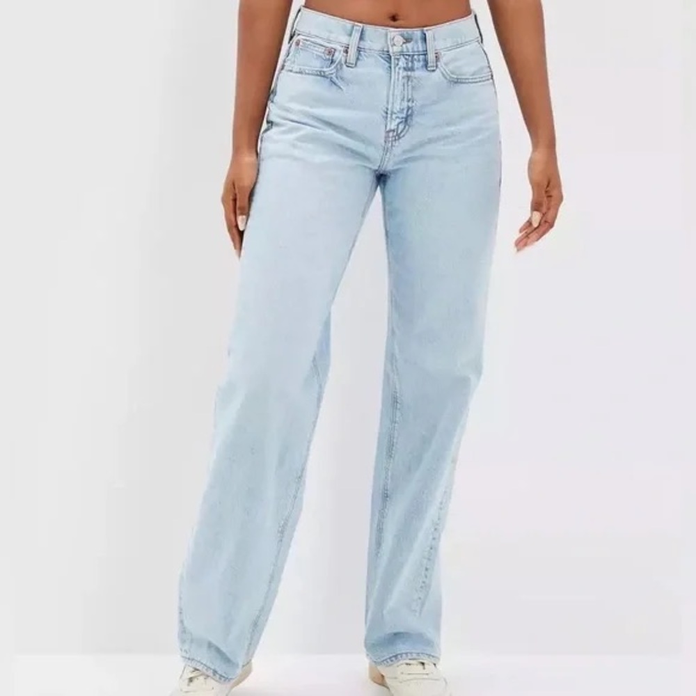 American Eagle '90s Wide Leg Jean Ice Blue Size 2